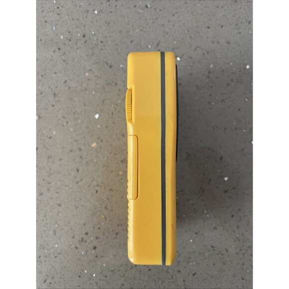 SONY SRF-8 Sports AM/FM Walkman Pocket Radio Untested / parts only - Picture 7 of 7